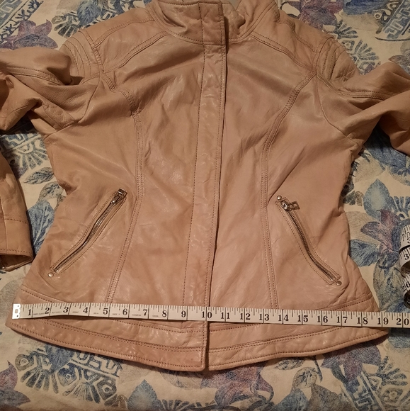 Fabulous leather jacket - Picture 12 of 12